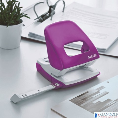 Dziurkacz 5008 LEITZ fioletowy 30 kartek duży metalowy 50081062 Dziurkacz 5008 LEITZ fioletowy 30 kartek duży metalowy 50081062